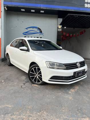 VOLKSWAGEN JETTA 2.0 COMFORTLINE FLEX 4P TIPTRONIC